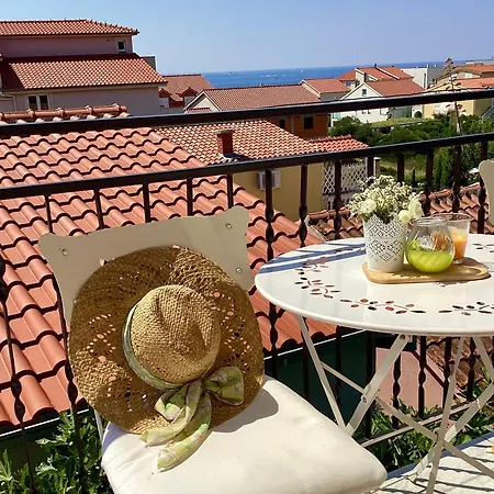 Apartman Mate Rogoznica