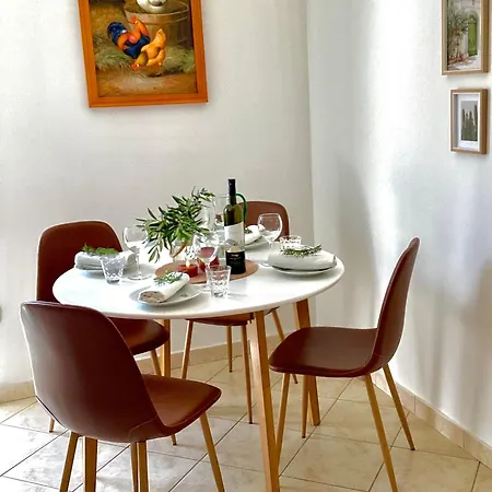 Mate Apartman