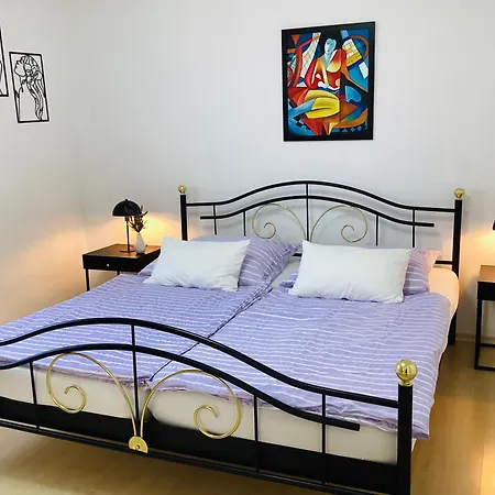 Mate 罗戈兹尼察