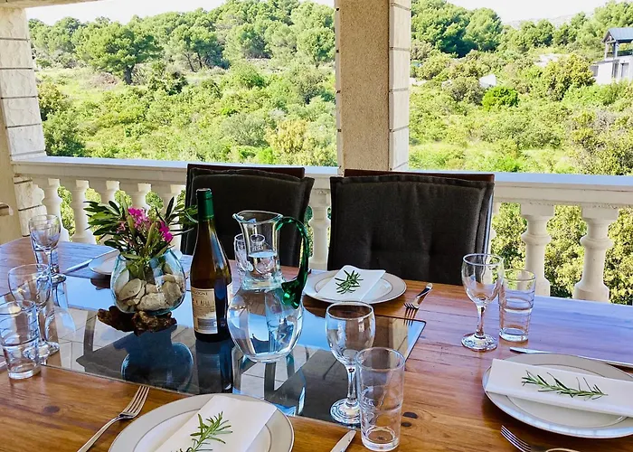 Mate 罗戈兹尼察